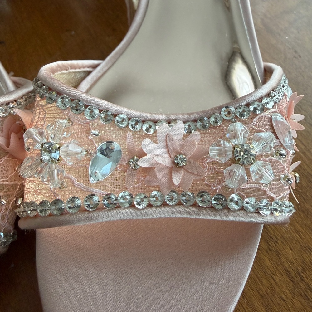 Badgley Mischka Blush Bridal Embellished Heels - Picture 3 of 4